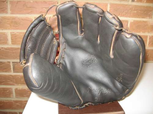 Bobby Doerr MacGregor G111 Front